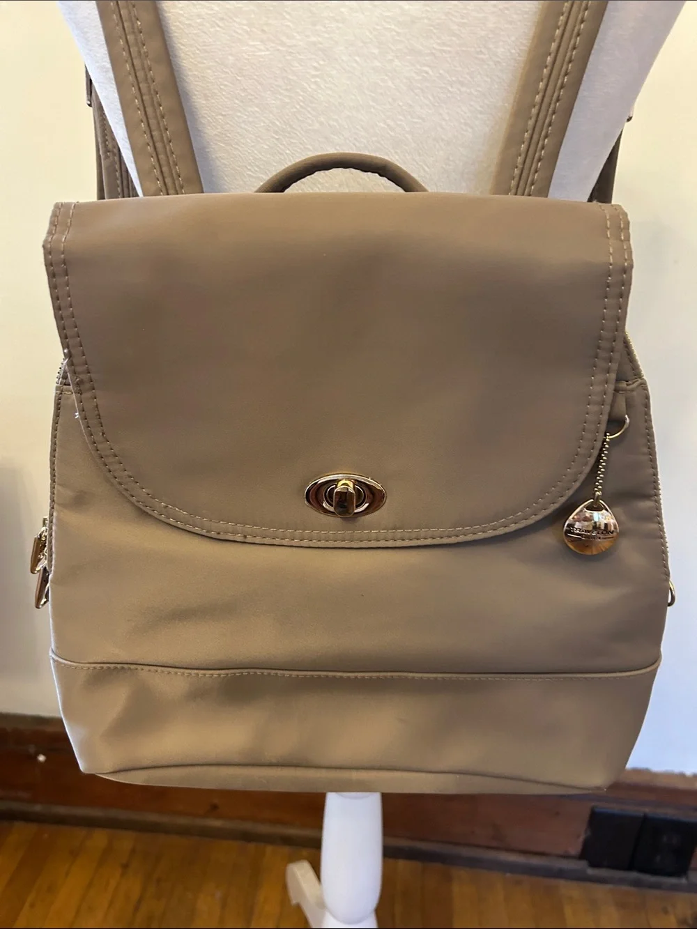 Travelon backpack safety